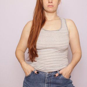 ɢʀᴇʏ sᴛʀɪᴘᴇᴅ ʜᴏᴏᴅᴇᴅ ᴛᴀɴᴋ